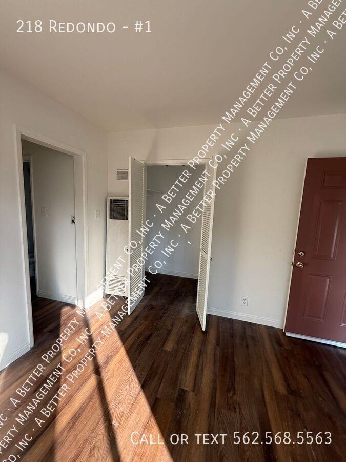 218 Redondo Ave #1 - Photo 5 of 5