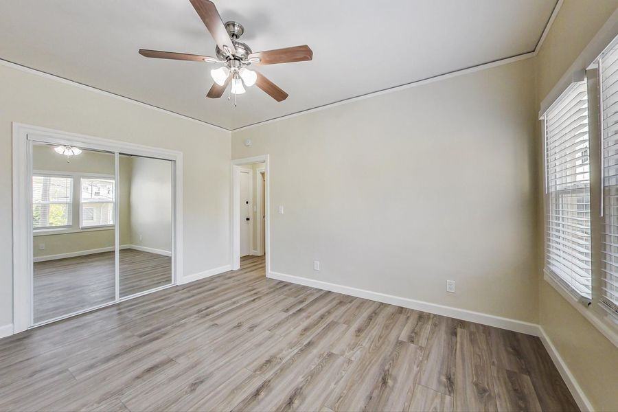 500 Zorah St #03 - Photo 3 of 18