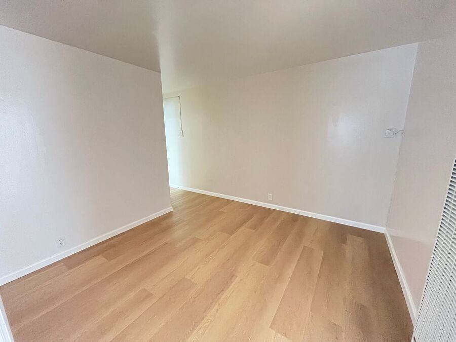 2223 Bonar St #A - Photo 7 of 14