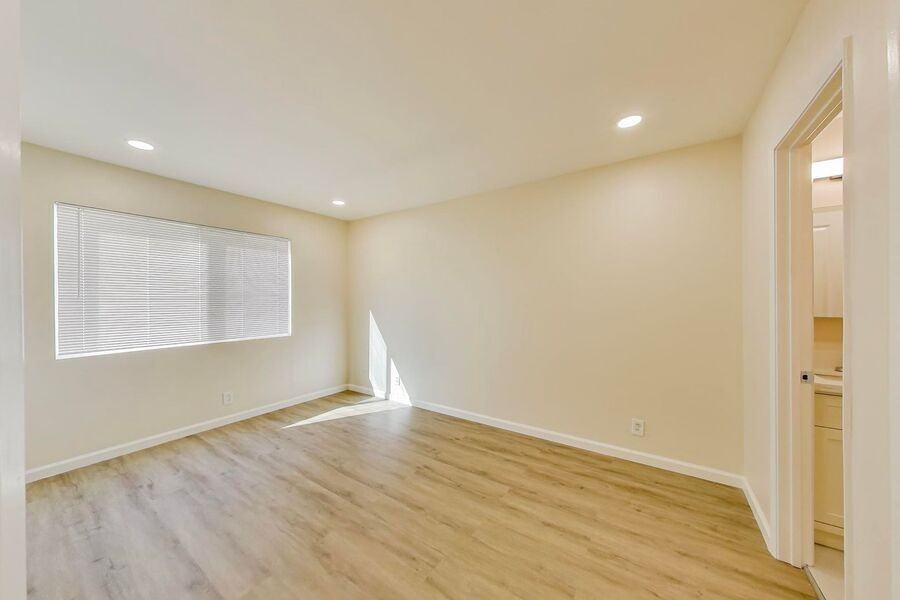 2180 Ashby Ave #03 - Photo 3 of 24