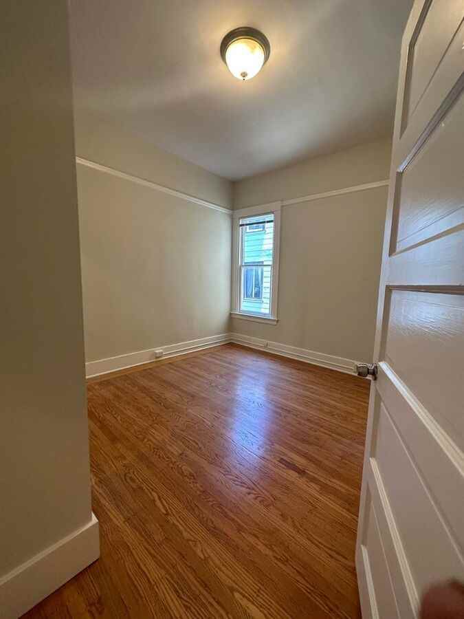 2108 Hayes St #03 - Photo 6 of 10