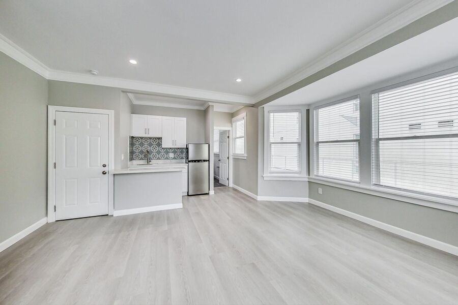 1705 Martin Luther King Jr Way #05A - Photo 4 of 16