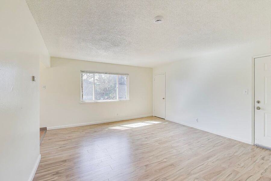 5677 Hoffman Ct #04 - Photo 4 of 20