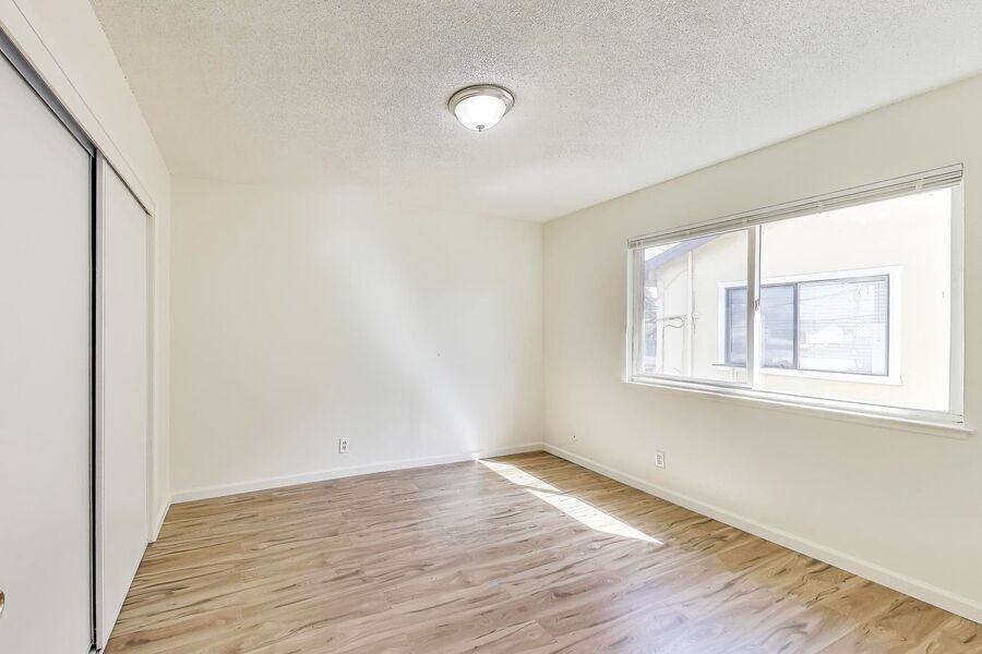 5677 Hoffman Ct #04 - Photo 7 of 20