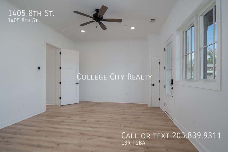 1405 8th St - Photo 6 of 45