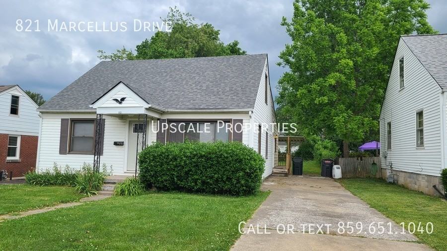 821 Marcellus Dr - Photo 2 of 20