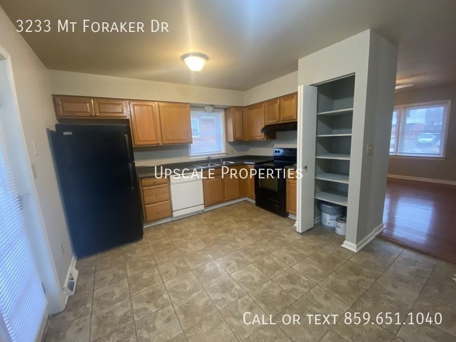 3233 Mount Foraker Dr - Photo 3 of 11