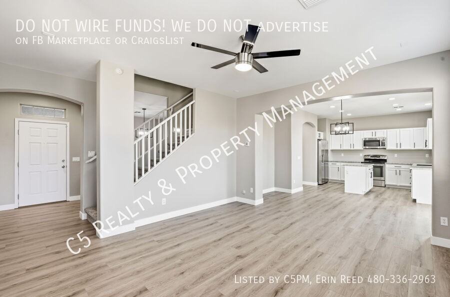 17335 W Woodlands Ave - Photo 7 of 44