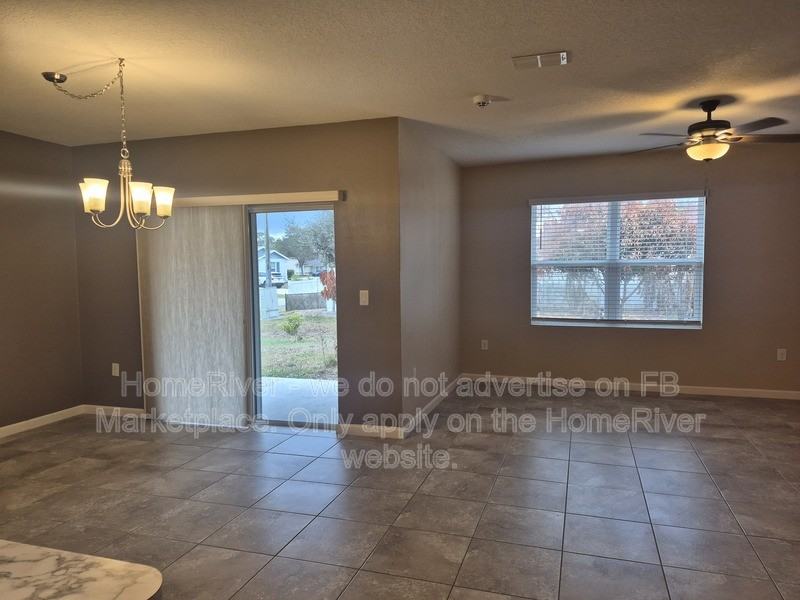 1402 Sw Crest Ave - Photo 2 of 22