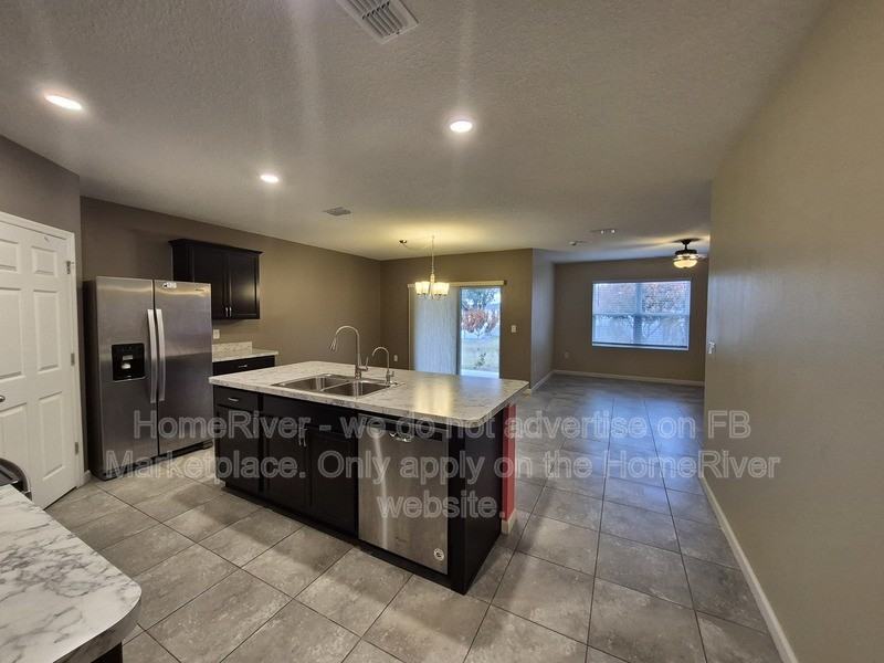 1402 Sw Crest Ave - Photo 4 of 22