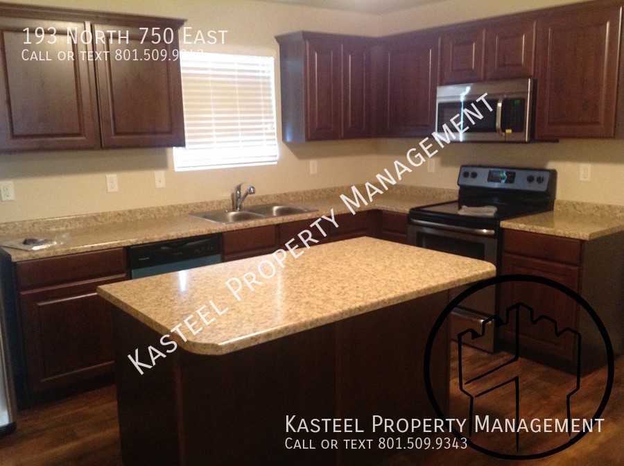 193 N 750 E - Photo 2 of 14