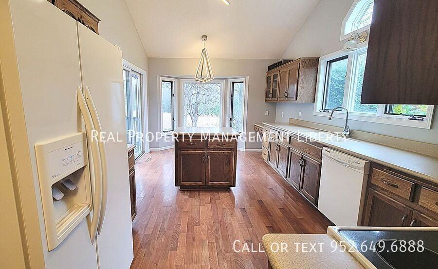 4282 Joppa Ct - Photo 3 of 26