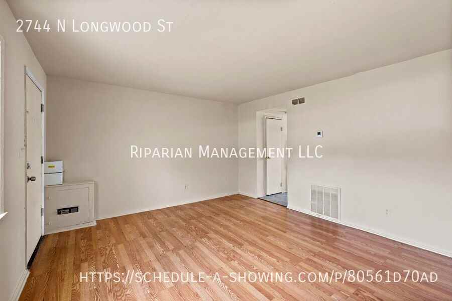 2744 N Longwood St - Photo 7 of 25