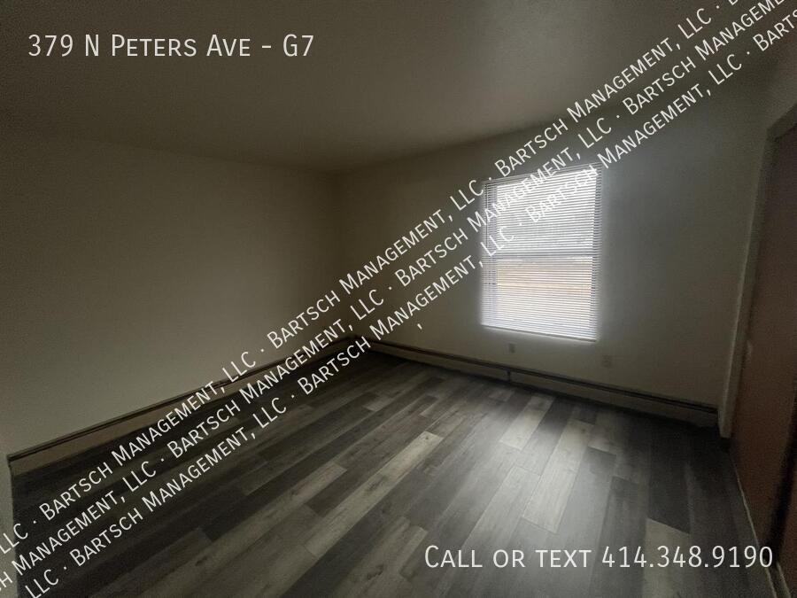 379 N Peters Ave #G7 - Photo 5 of 7