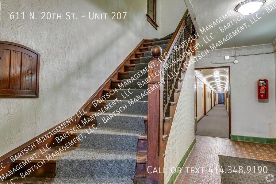 611 N 20th St #207 - Photo 2 of 5