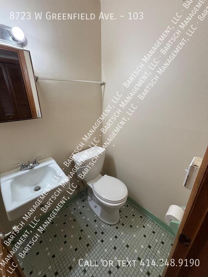 8723 W Greenfield Ave #103 - Photo 6 of 7