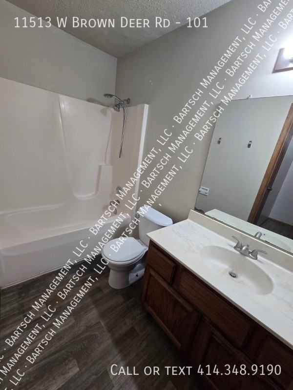 11513 W Brown Deer Rd #101 - Photo 5 of 9