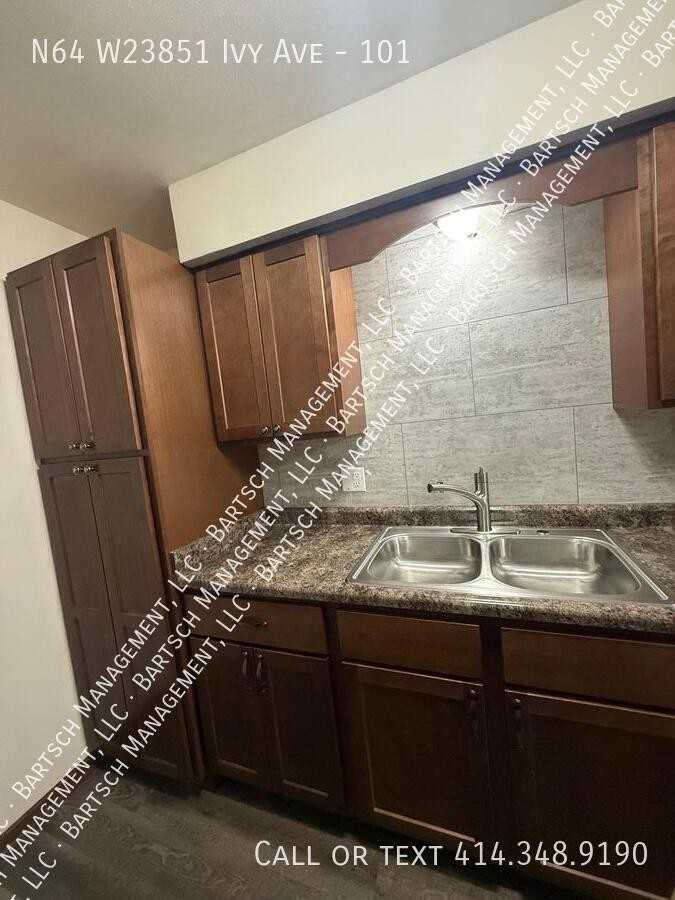 N64W23851 Ivy Ave #101 - Photo 4 of 25