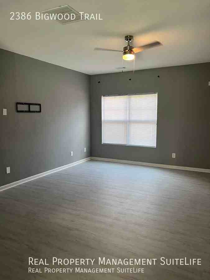 2386 Bigwood Trl - Photo 2 of 10