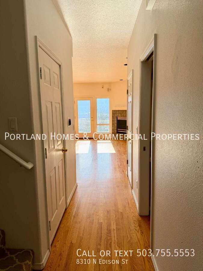 8310 N Edison St - Photo 3 of 22