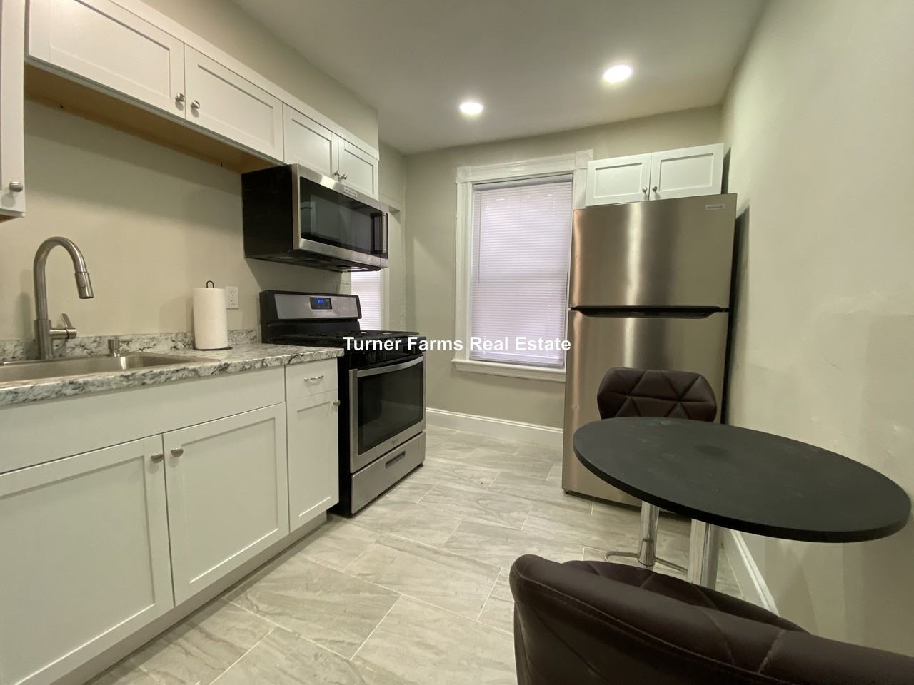 Humphreys St #2A - Photo 2 of 17