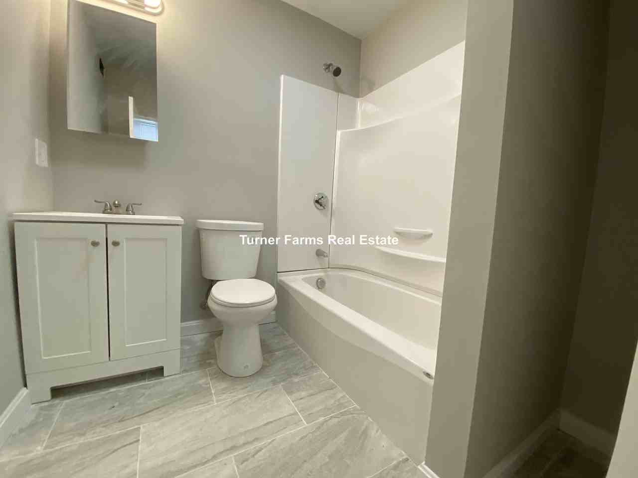 Humphreys St #2A - Photo 3 of 17