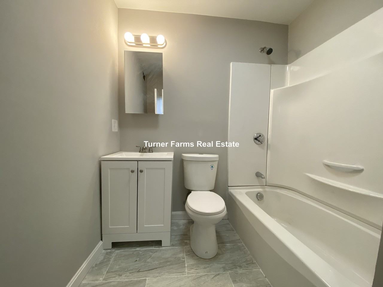 Humphreys St #2A - Photo 4 of 17