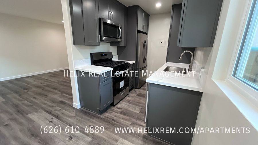 1138 E Elk Ave #3 - Photo 3 of 16