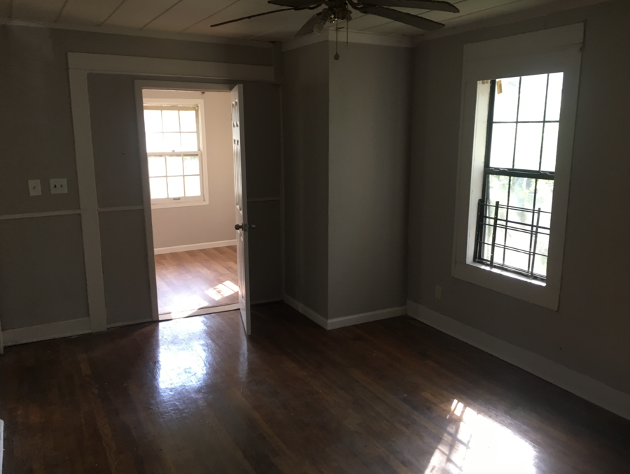 1818 St Charles St - Photo 7 of 8