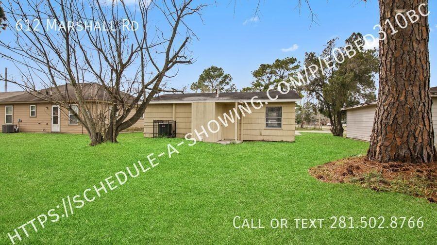 612 Marshall Rd - Photo 2 of 11