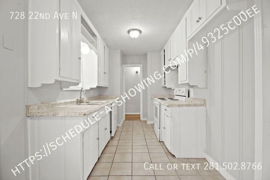 728 22nd Ave N - Photo 3 of 13