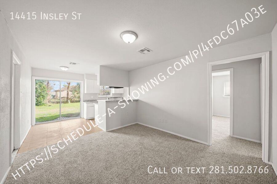 14415 Insley St - Photo 3 of 12