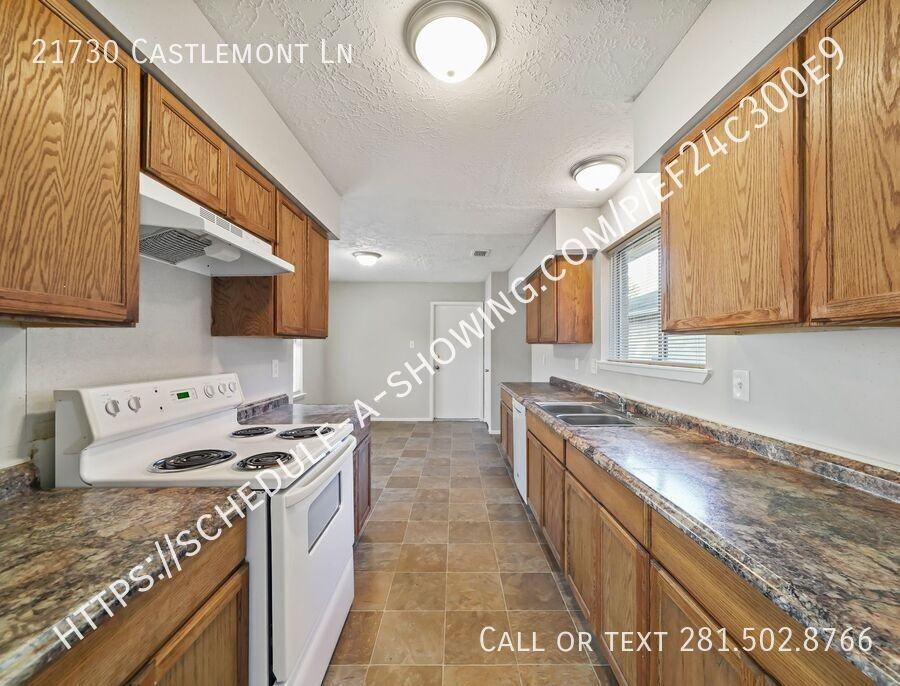 21730 Castlemont Ln - Photo 6 of 17