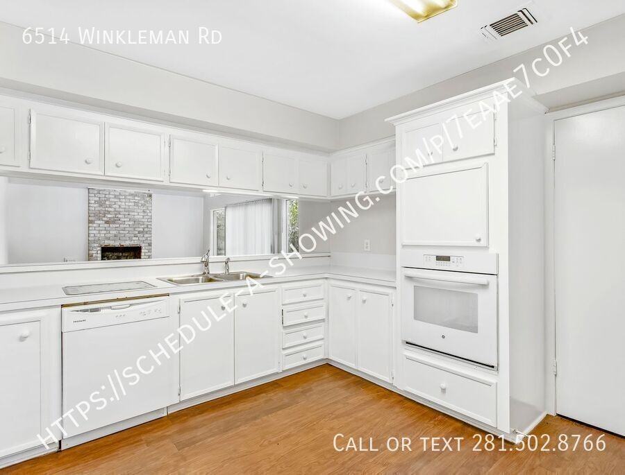 6514 Winkleman Rd - Photo 6 of 19