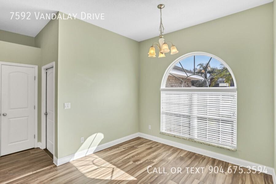 7592 Vandalay Dr - Photo 5 of 27