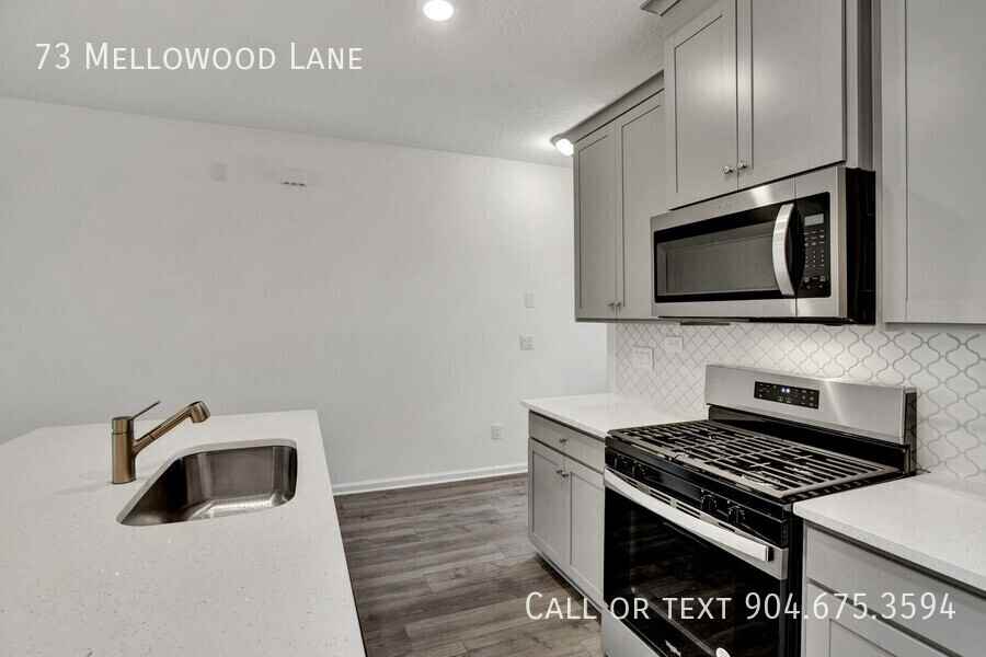 73 Mellowood Ln - Photo 3 of 29