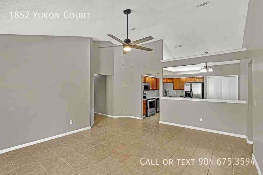 1852 Yukon Ct - Photo 7 of 20