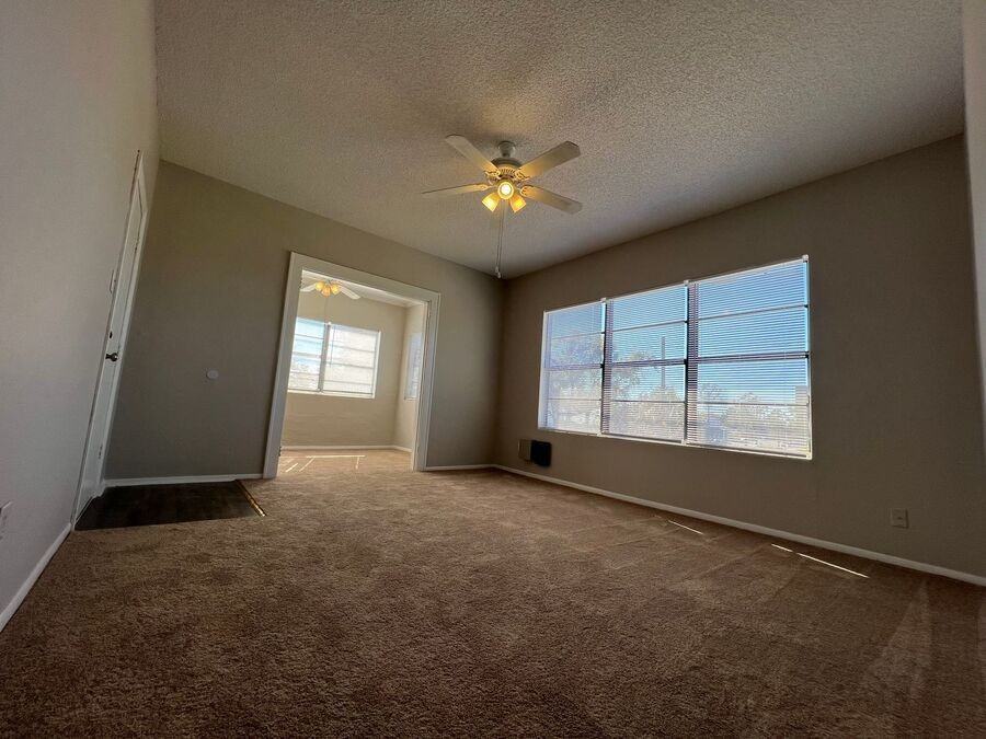 163 Avenue A Se #4 - Photo 2 of 11