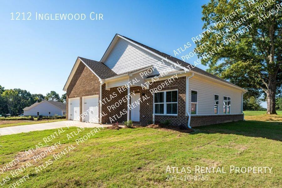 1212 Inglewood Cir - Photo 2 of 33