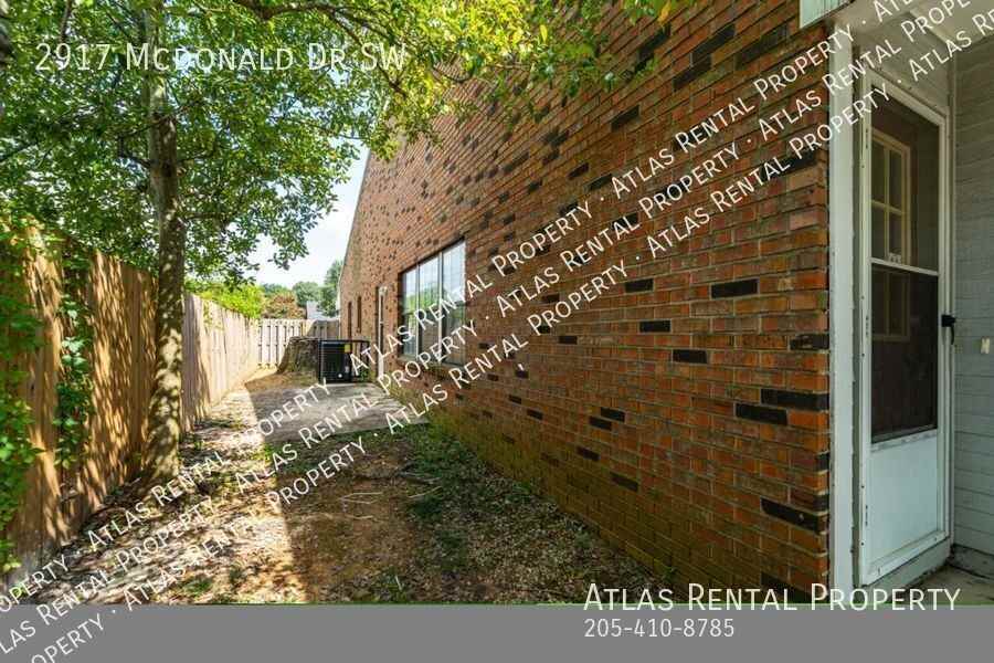 2917 Mcdonald Dr Sw - Photo 4 of 24