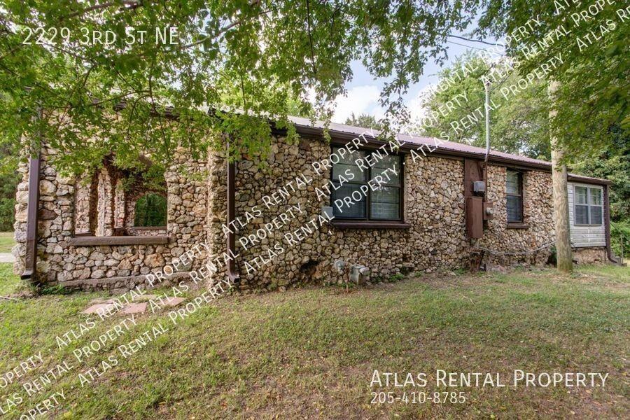 2229 3rd St Ne - Photo 2 of 13