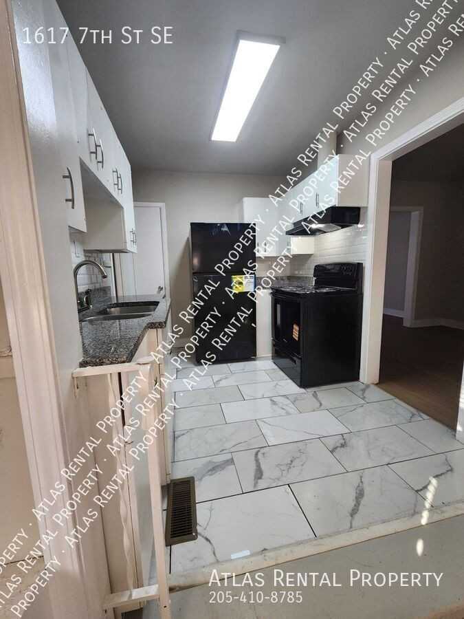 1617 7th St Se - Photo 3 of 22