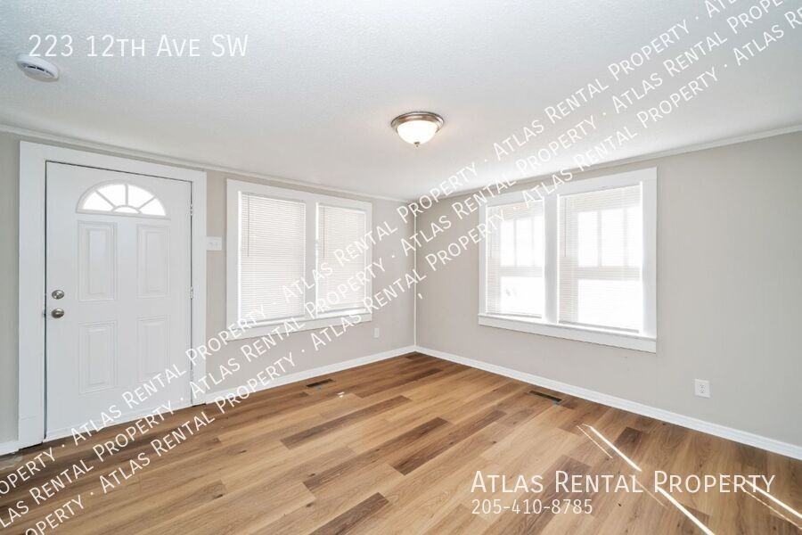 223 12th Ave Sw - Photo 5 of 14