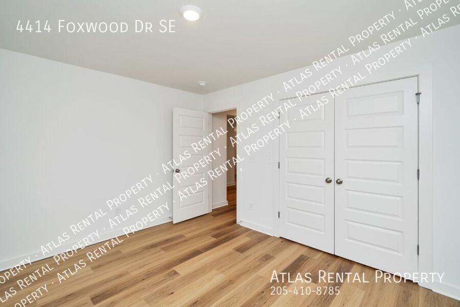 4414 Foxwood Dr Se - Photo 6 of 19