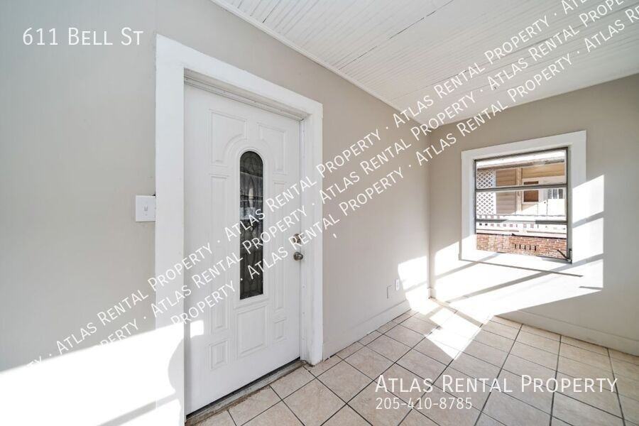 611 Bell St - Photo 6 of 21