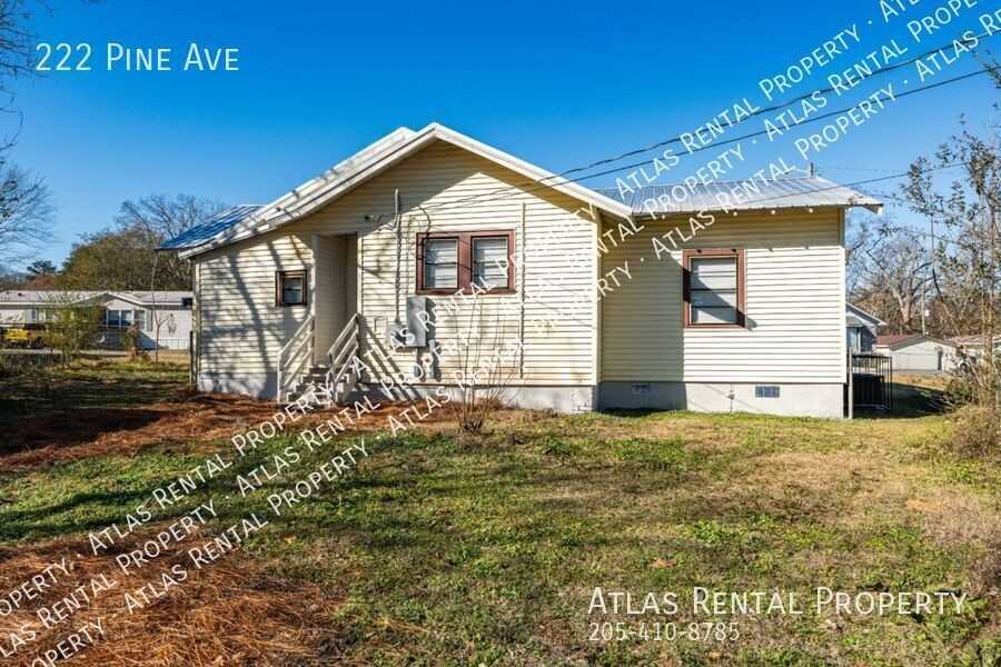 222 Pine Ave - Photo 3 of 22