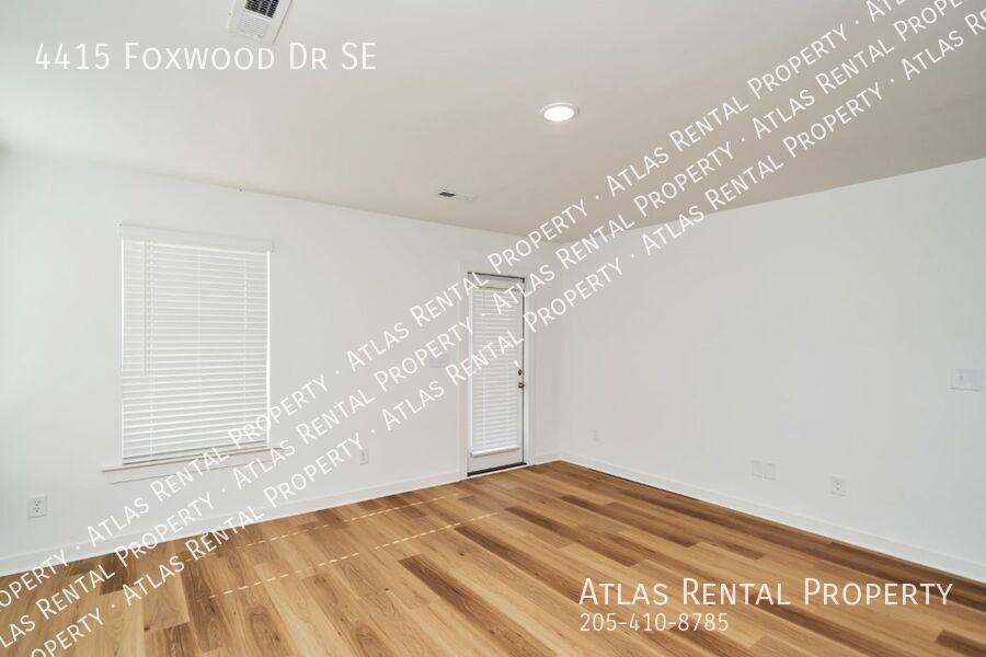 4415 Foxwood Dr Se - Photo 6 of 18