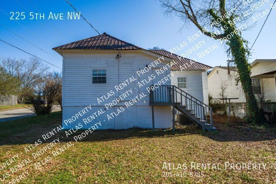 225 5th Ave Nw - Photo 5 of 26