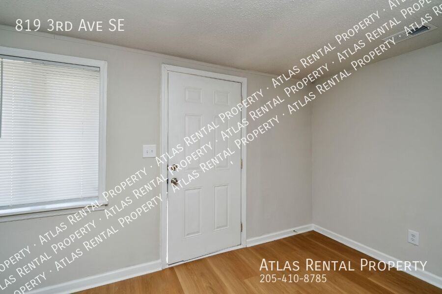 819 3rd Ave Se - Photo 4 of 21