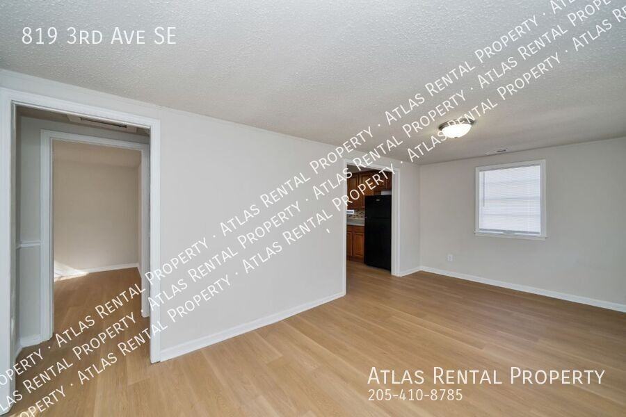 819 3rd Ave Se - Photo 5 of 21